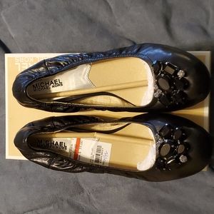 New Michael kors flats
